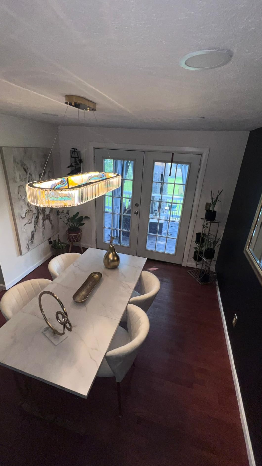 Click to view full screen Aurea Luxe photo review