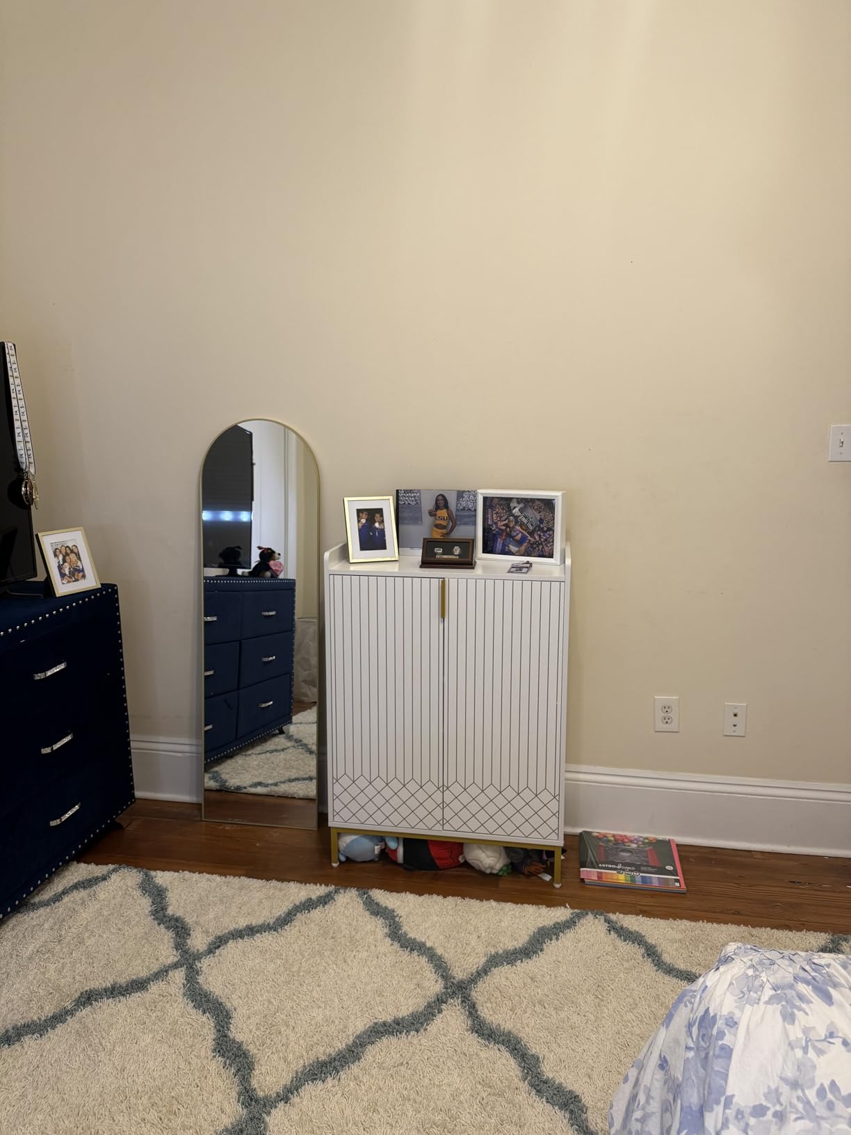 Luxora Шкаф за чевли photo review