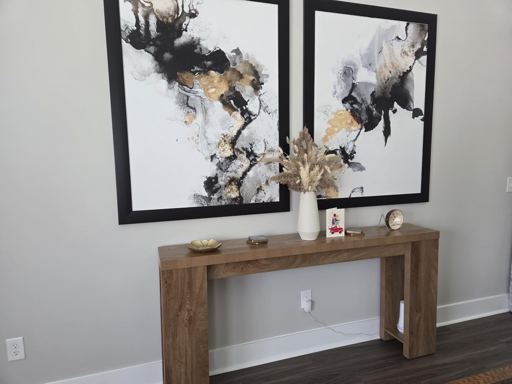 Click to view full screen Accento Конзолна маса photo review