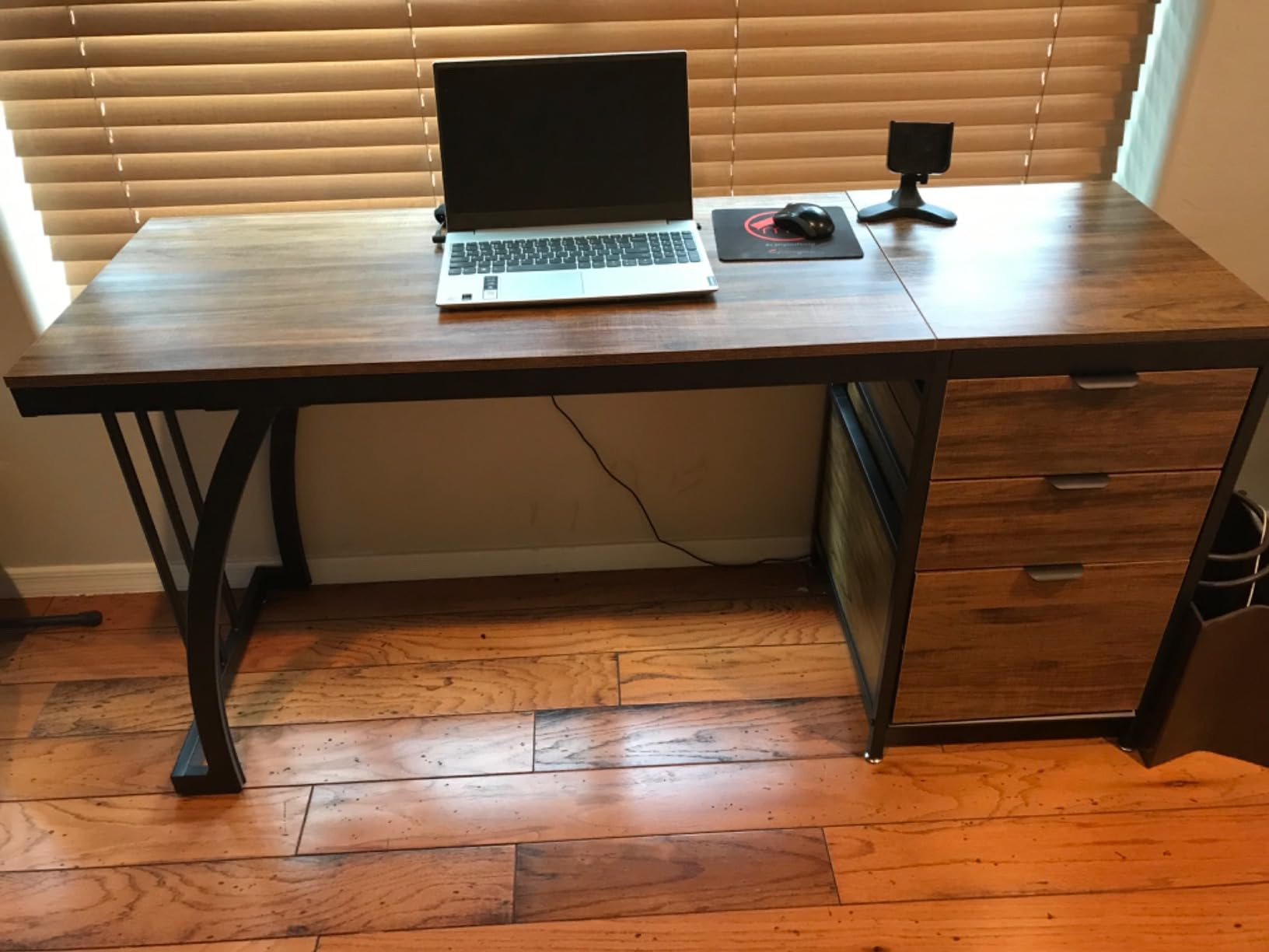 Worktop Биро за компјутер photo review