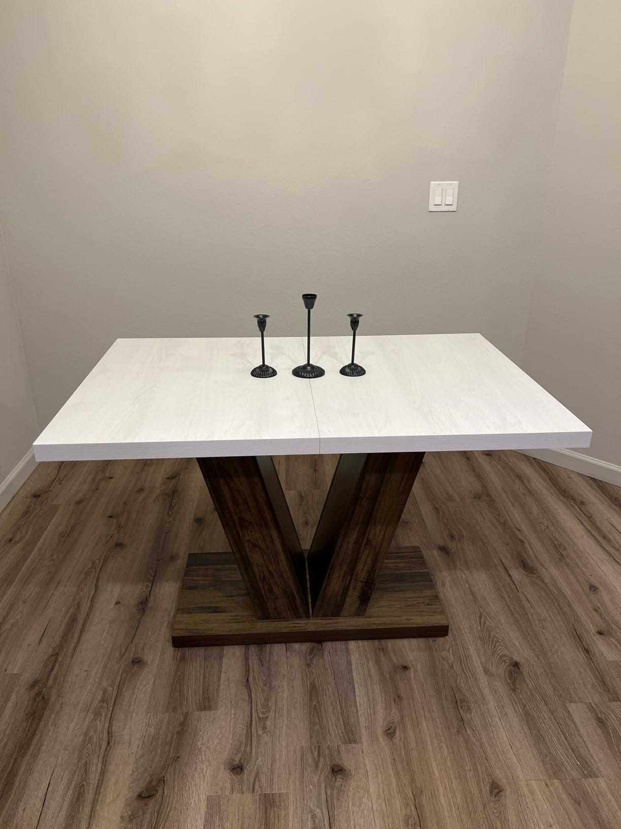 Vera Трпезариска маса photo review