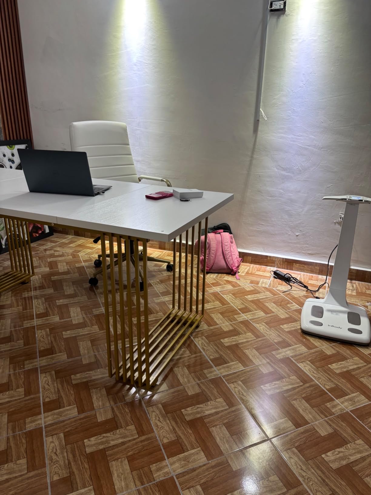 Zenith Канцелариско биро photo review