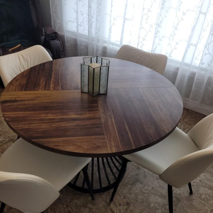 Artisan Тркалезна маса со уникатна основа photo review